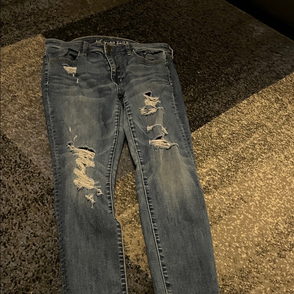 American Eagle Outfitters Women's Ripped Gray Jeans